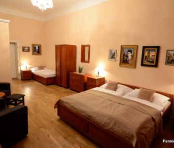 Triple Room