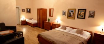 Triple Room